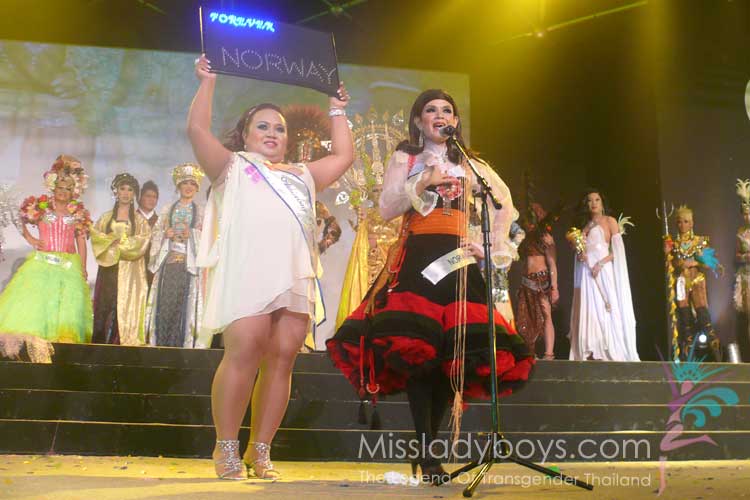รวบรวม National Costume ของเวที Miss AC/DC 2009 " เพื่อลูกสาวจะได้มีพสุธาอาศัย "