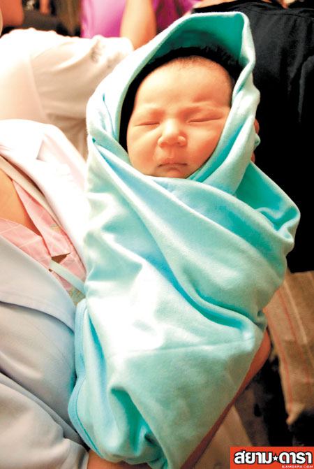 พี่แอนนา นาตาชา เปลี่ยนวิถีเพิ่งคลอดลูกยังดูดีเหมือนไม่มีอะไรเกิดขึ้น.?????