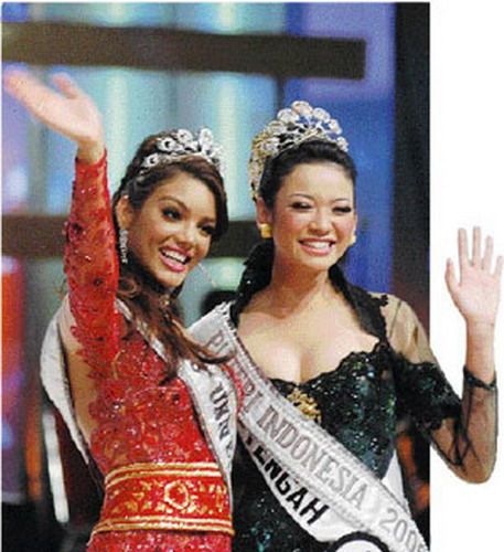 ทำไม Miss Universe ไปขึ้นเวที่ประกวดที่ Indonesia ตลอด???...Thailand น่าจะเชิญมาทุกปีนะ