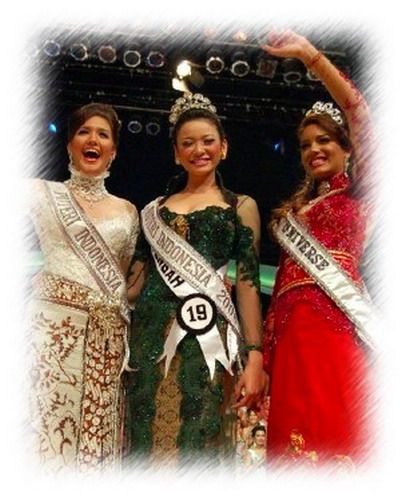 ทำไม Miss Universe ไปขึ้นเวที่ประกวดที่ Indonesia ตลอด???...Thailand น่าจะเชิญมาทุกปีนะ