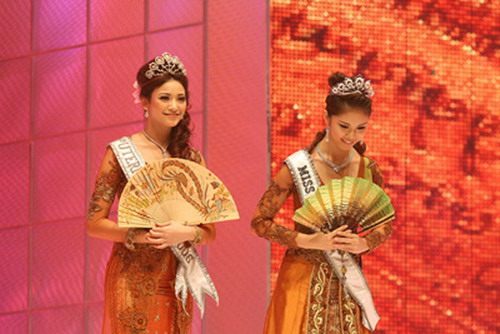 ทำไม Miss Universe ไปขึ้นเวที่ประกวดที่ Indonesia ตลอด???...Thailand น่าจะเชิญมาทุกปีนะ