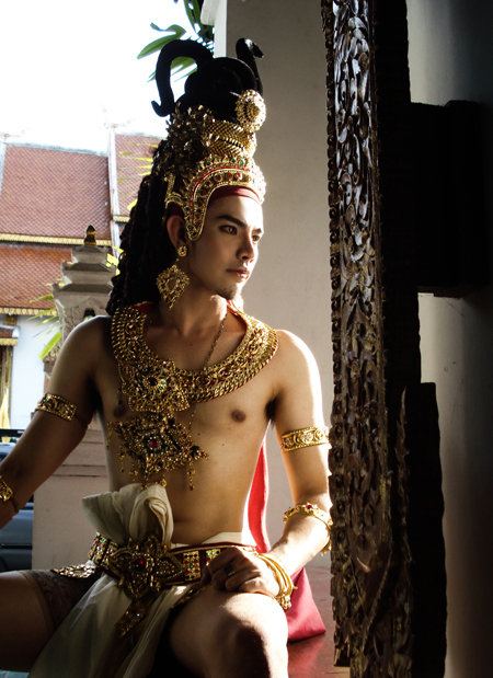 คุณจำได้ไหมว่าคนนี้คือใคร........เขาสร้างชื่อเสียงให้ประเทศไทยด้วยนะ เฉลยรูปสุดท้ายนะ?????