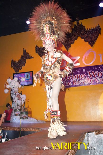 O'Zone World Fashion Recyele Contest