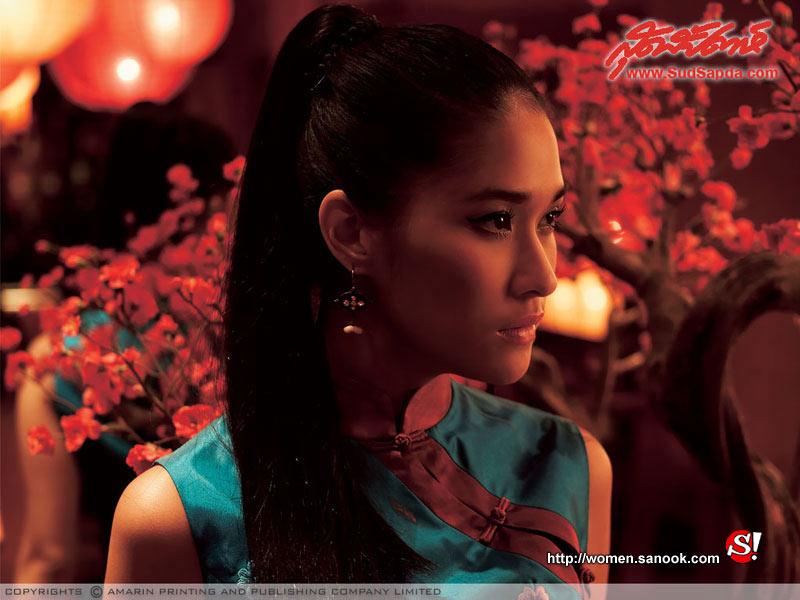 คุณว่าพลอยเหมาะกับแม่หญิงเรไรแห่งขุนศึกหรือไม่