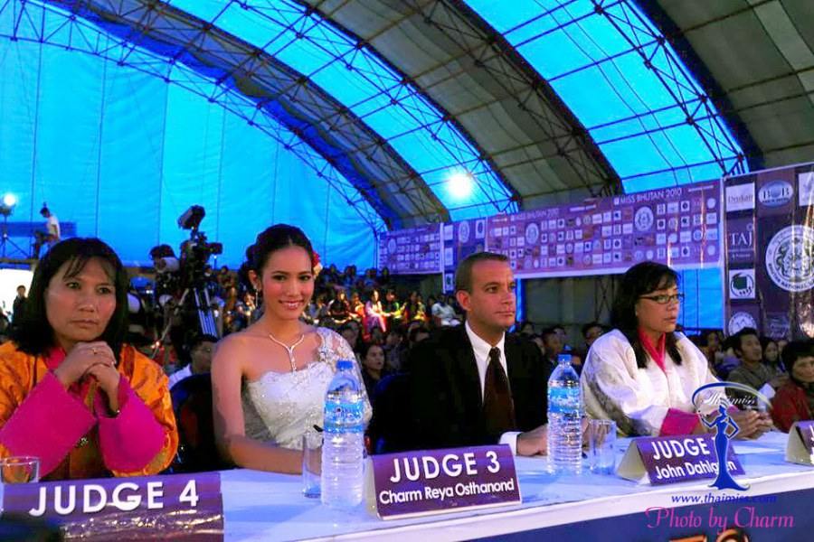 ชาม ไอยวริญท์ โอสถานนท์ เป็นกรรมการสวมมงกุฎมิสภูฎาน
