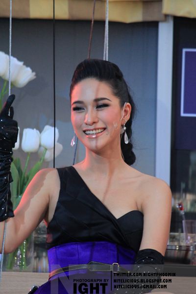 เมื่อ อั้ม เจอ พลอย
