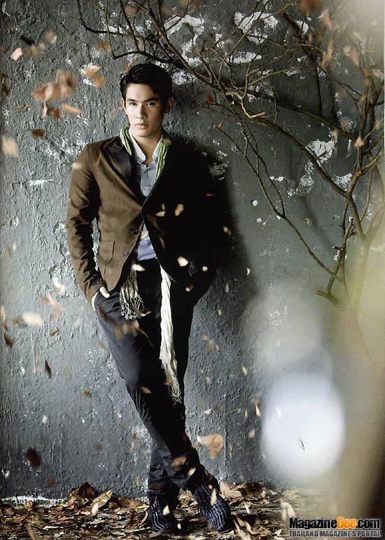 อรรคพันธ์ นะมาตร์ [อ๋อม]   IN vol. 6 no. 134 October 2010