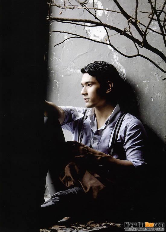อรรคพันธ์ นะมาตร์ [อ๋อม]   IN vol. 6 no. 134 October 2010