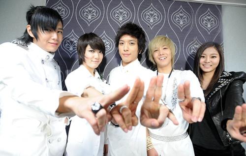 ภาพจากเรื่อง you're beautiful
