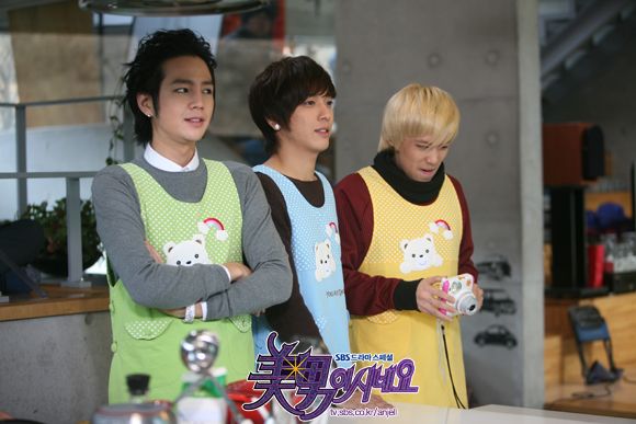 ภาพจากเรื่อง you're beautiful