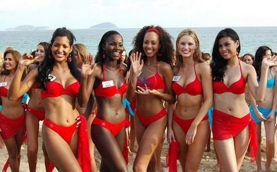 ไม่ได้เข้ารอบ BEACH BEAUTY 2004