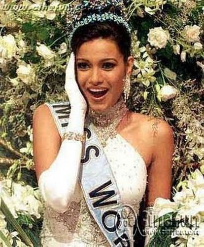 Diana Hayden, India - MISS WORLD 1997