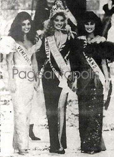 คว้ารองอันดับ 2 Miss Flower Queen 1990