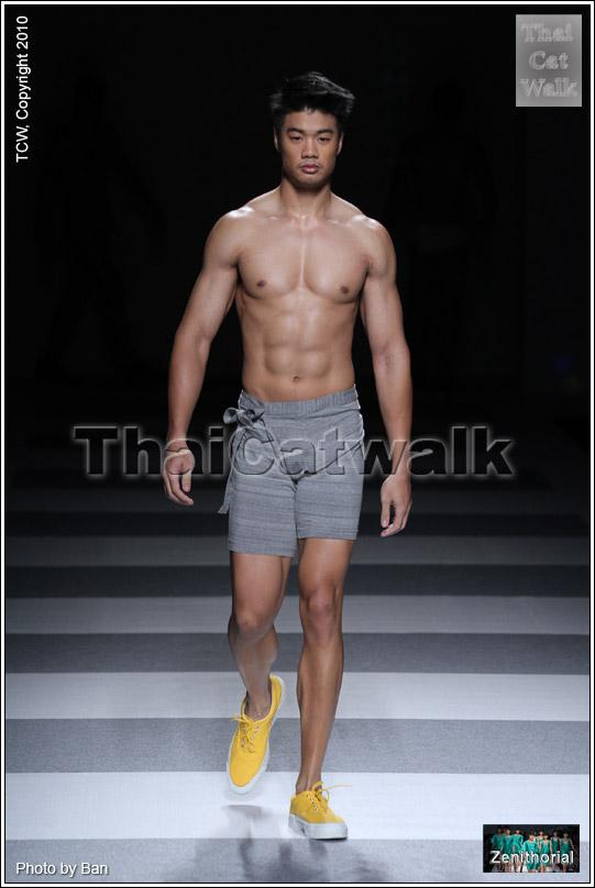 "แม็ค รัฐศาสตร์ จาก Elle Fashion Week 2010"