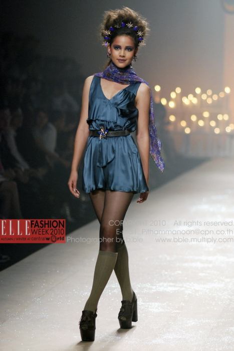E L L E Fashion Week 2010 = = = = => > > Design By Kloset Red Carpet