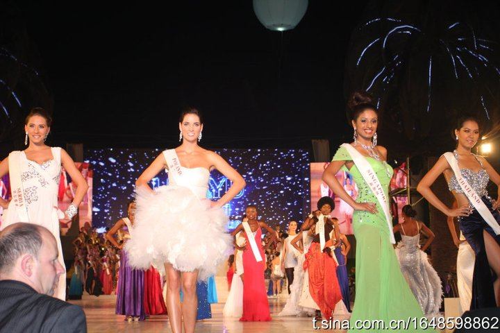 " หนูสิ " ติด TOP 20 การประกวด MISS WORLD 2010 รอบ TOP MODEL
