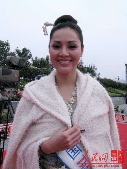 แดนิสา นามเชียงใต้ 2 nd runner-up Miss All Nations 1989 และ Miss All Nations 2010 ตัดสินคืนนี้