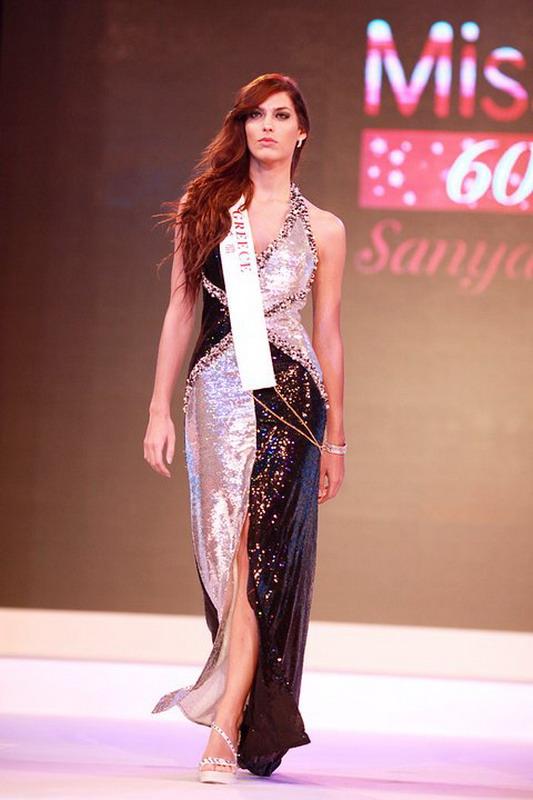 ชุดราตรีของประเทศอื่นๆ วันประกวด TOP MODEL และ Miss World Designer Dress Award