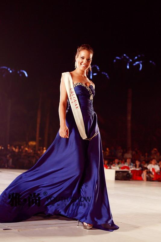 ชุดราตรีของประเทศอื่นๆ วันประกวด TOP MODEL และ Miss World Designer Dress Award