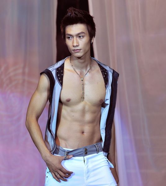 ManHunt Vietnam International 2010 : Hoang Gia Ngoc