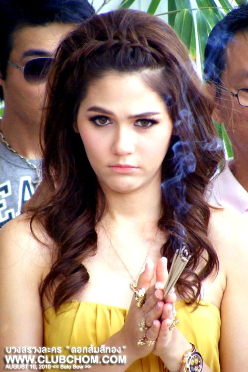 ใครติดใจที่ชมพู่เล่นบทร้าย รอชมได้ในละครดอกส้มสีทอง