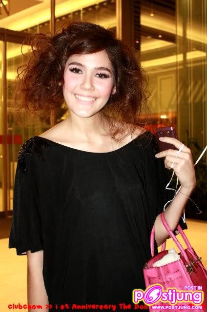 ชมพู่ ตอนไม่ได้ใส่คอนแทคเลนส์ ไม่อยากจะพูดเลยอะ