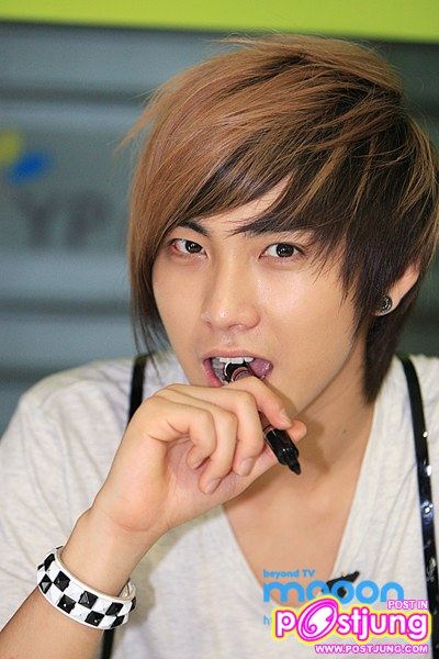 Song Seung Hyun ซงซึงฮยอน송승현