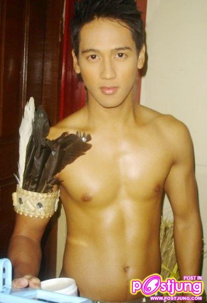 Kenji Garcia