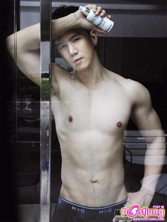 พีระ พาณิชย์พงส์ @VOLUME November 2010