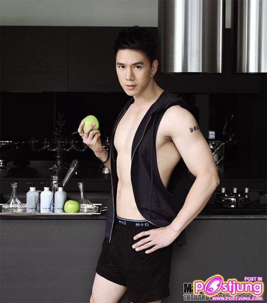พีระ พาณิชย์พงส์ @VOLUME November 2010