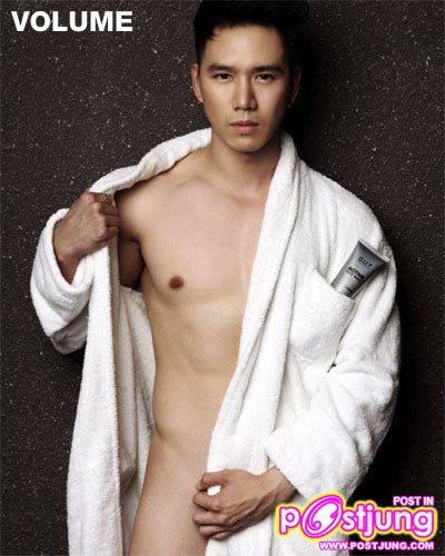 พีระ พาณิชย์พงส์ @VOLUME November 2010