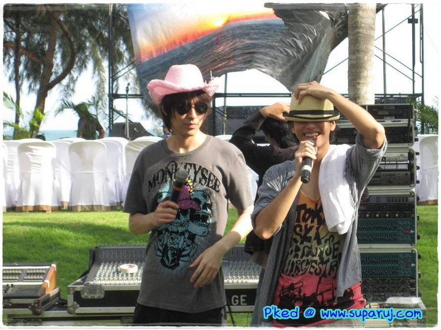 รุจ ดิว ริท เซน  in Romantic Nite with The Star  Nisha ville Resort[หัวหิน]