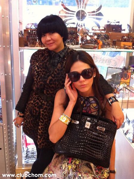 ชมพู่ กับแว่นตาน่ารักๆ
