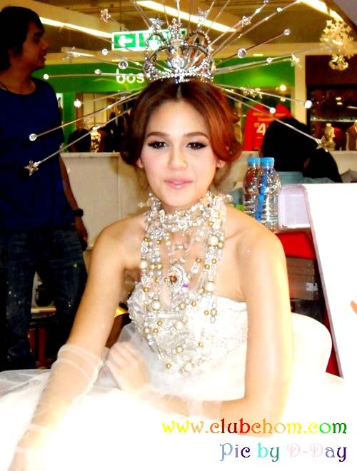 ชมพู่ แปลงร่างเป็นเจ้าหญิงในเทพนิยาย