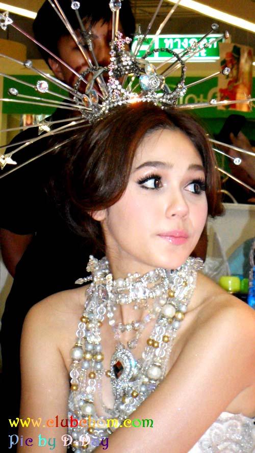 ชมพู่ แปลงร่างเป็นเจ้าหญิงในเทพนิยาย