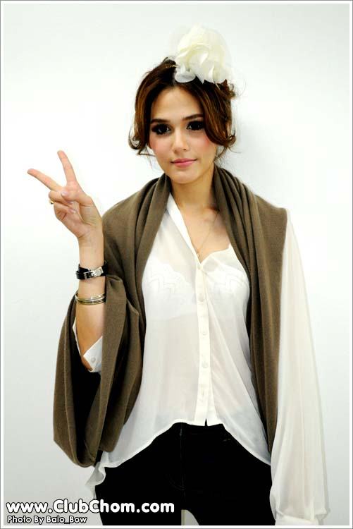 ชมพู่ กับแฟชั่นช่วงฤดูหนาวของเธอเป็นยังไงบ้าง...