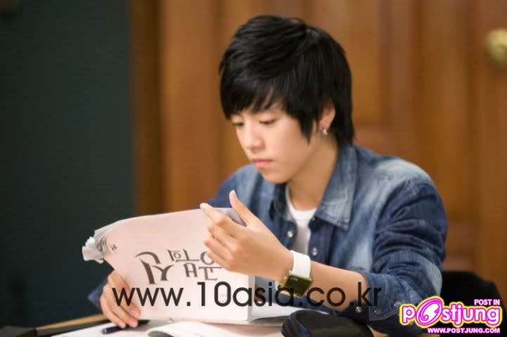 ลี ฮยอน วู/이현우 / Lee Hyun Woo