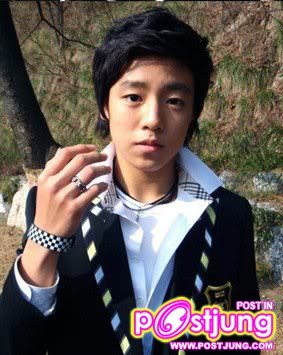 ลี ฮยอน วู/이현우 / Lee Hyun Woo