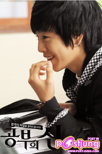 ลี ฮยอน วู/이현우 / Lee Hyun Woo