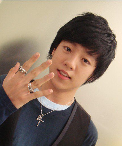 ลี ฮยอน วู/이현우 / Lee Hyun Woo