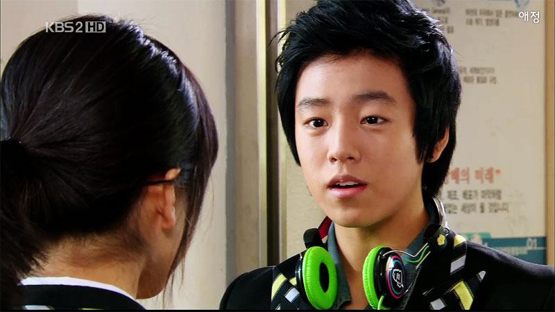 ลี ฮยอน วู/이현우 / Lee Hyun Woo