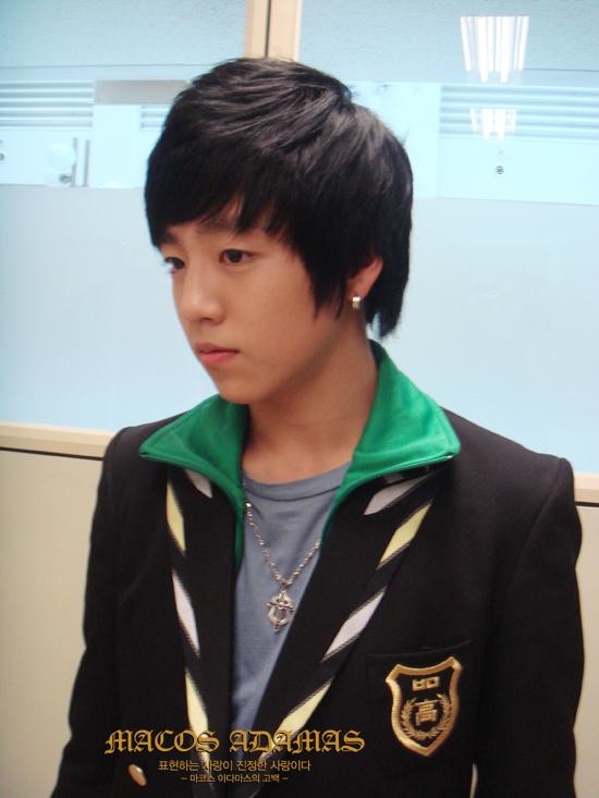 ลี ฮยอน วู/이현우 / Lee Hyun Woo