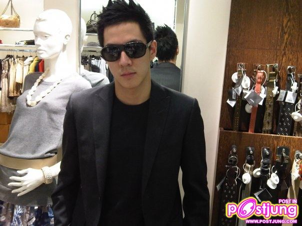 ฮาเวิร์ด หวัง หล่อ /เท่ /เซ็กซี่