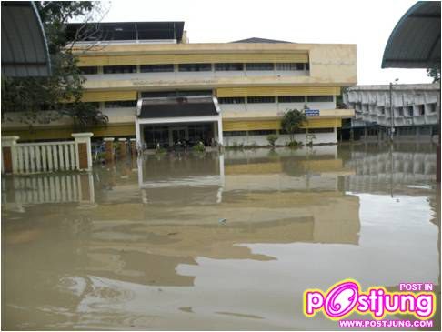 มหาวิทยาลัยราชภัฏสงขลาหลังพายุถล่ม01.11.10