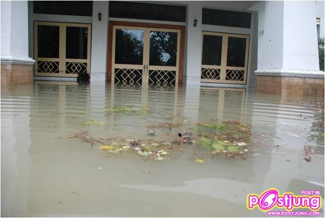 มหาวิทยาลัยราชภัฏสงขลาหลังพายุถล่ม01.11.10