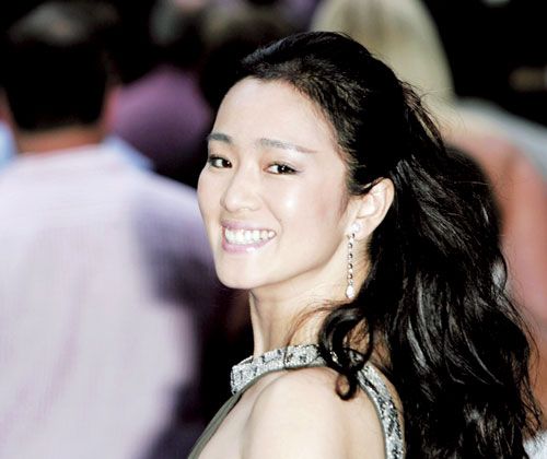 มีหลายหลายอย่างที่ ระหว่างดาราแต่ละยุคที่มีเหมือนกัน คือความสวยและสวยมากๆๆๆ
