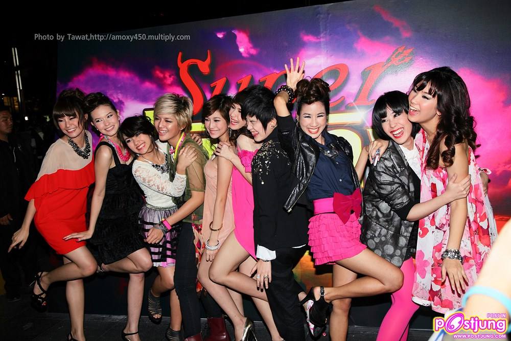 เหล่าดาราในงาน ครบรอบ 1 ปี Super บันเทิง
