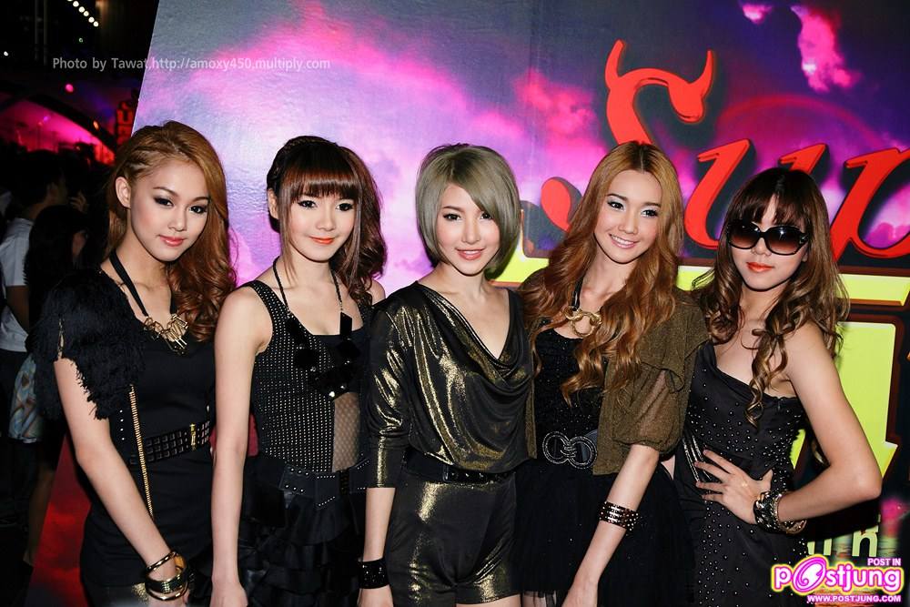 เหล่าดาราในงาน ครบรอบ 1 ปี Super บันเทิง
