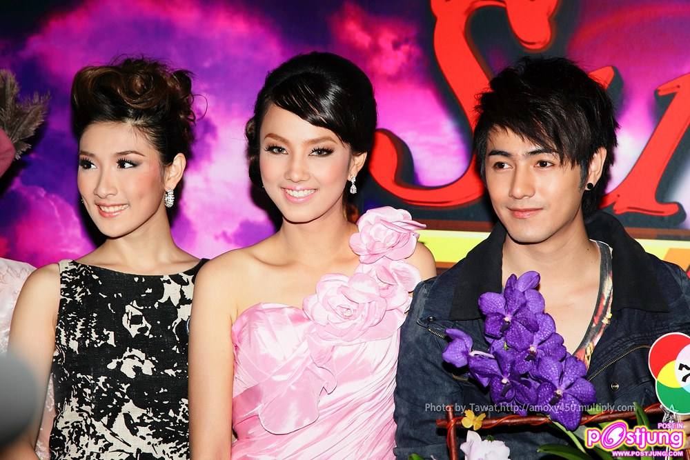 เหล่าดาราในงาน ครบรอบ 1 ปี Super บันเทิง