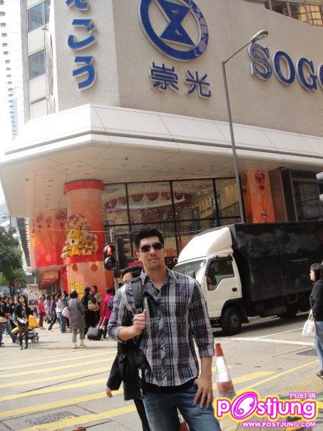 Eber Hwang (เอเบอร์ หวง) หนุ่มตี๋หล่อล่ำสายเลือดไต้หวัน